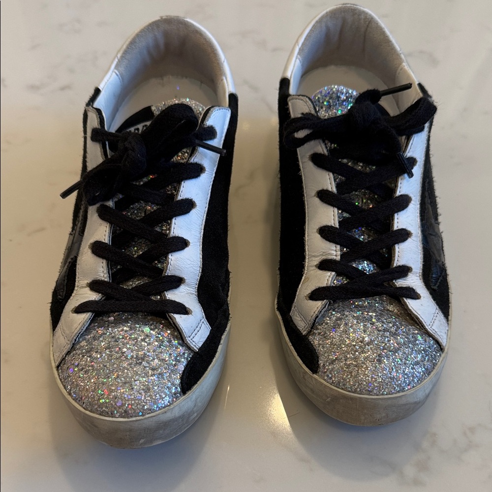 Glitter Golden Goose